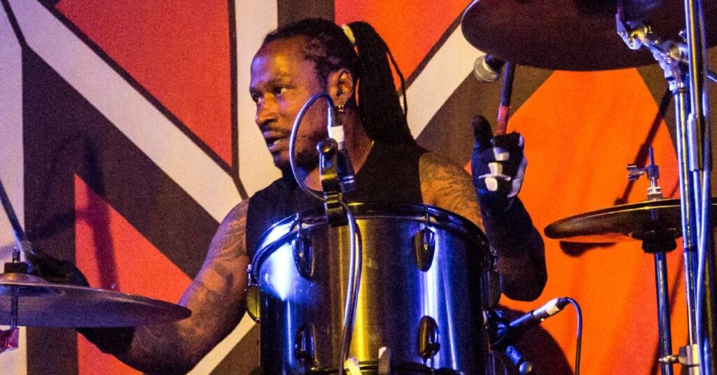 Sad news as the band  the Dead Kennedys has announced that drummer D.H. Peligro dead at 63