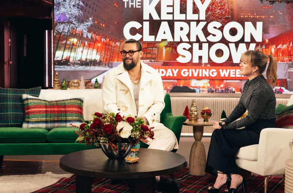 Jason Momoa Amps Up Holiday Cheer with Kelly Clarkson in a Musical Game Showdown