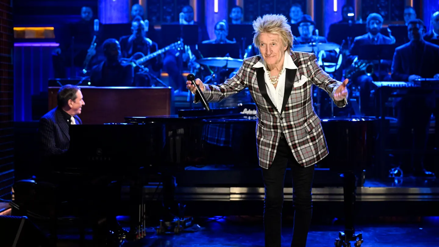 Rod Stewart Entrusts Music Legacy to Iconic Artists Group in Monumental Deal